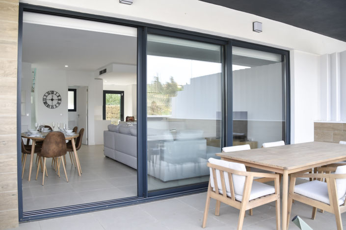 Image No.11-3 Bed House for sale