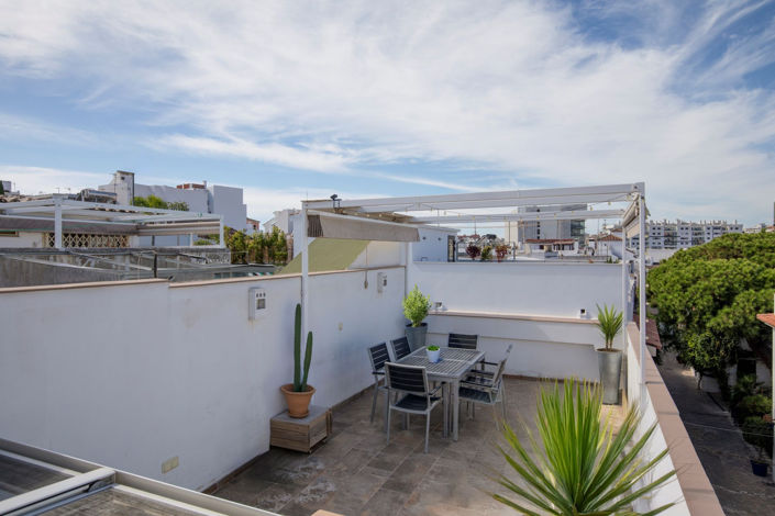 Image No.23-4 Bed House for sale