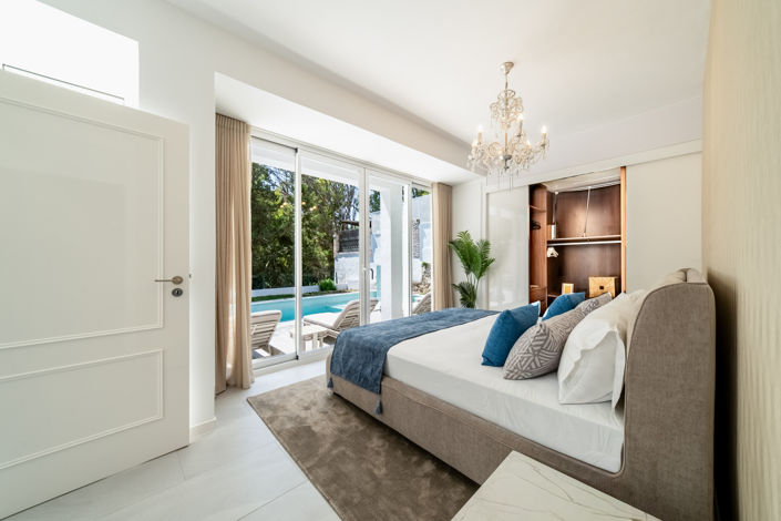 Image No.2-Villa de 4 chambres à vendre à Marbella
