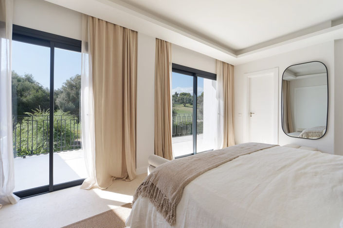 Image No.34-4 Bed Townhouse for sale
