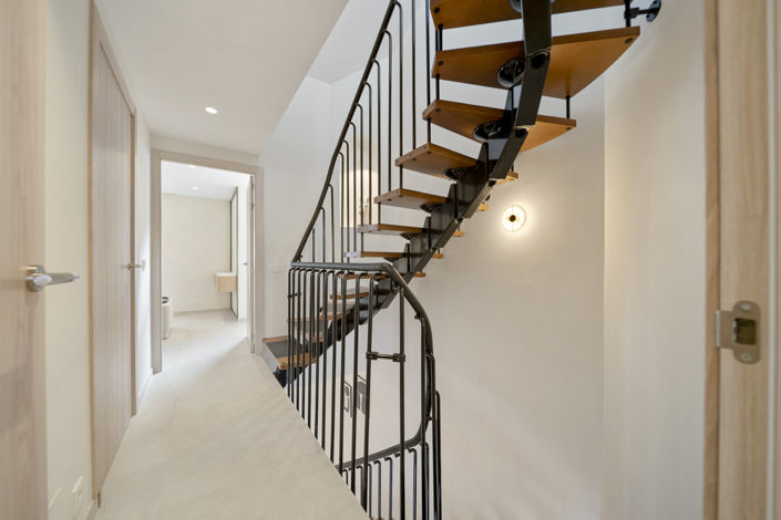 Image No.24-3 Bed Townhouse for sale
