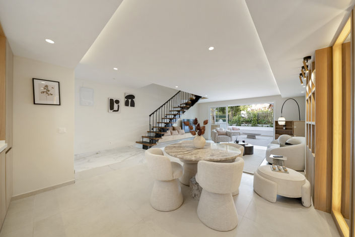 Image No.8-3 Bed Townhouse for sale