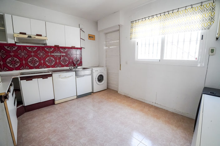 Image No.26-4 Bed Villa for sale
