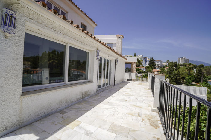 Image No.36-4 Bed Villa for sale