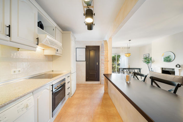 Image No.16-2 Bed Apartment for sale