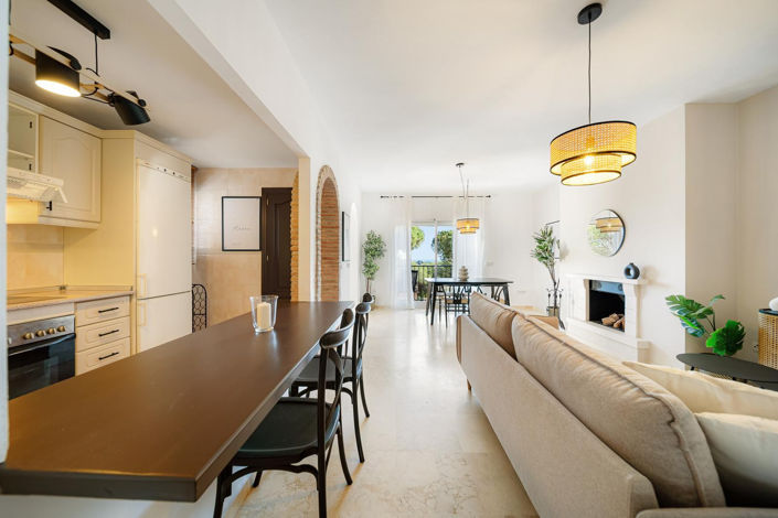 Image No.21-2 Bed Apartment for sale
