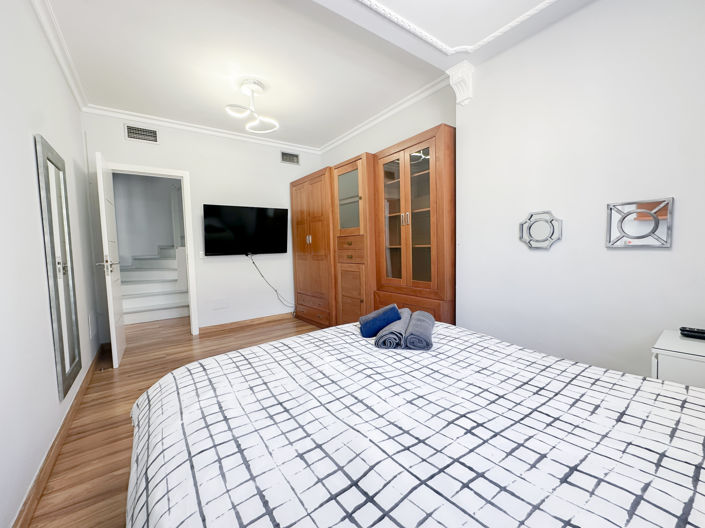 Image No.12-5 Bed Villa for sale