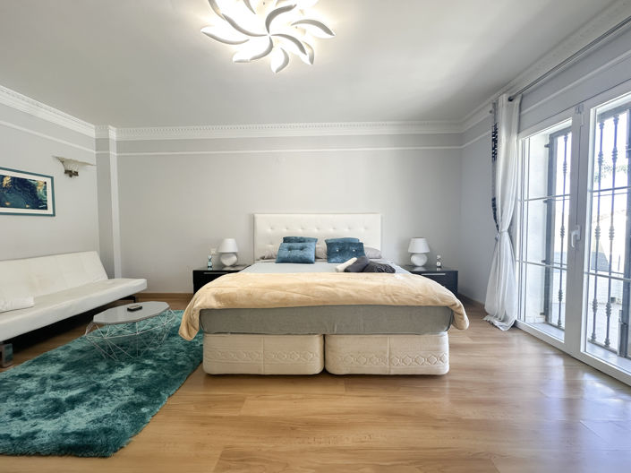 Image No.14-5 Bed Villa for sale