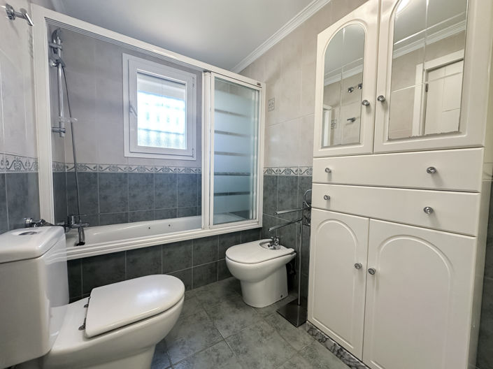 Image No.23-5 Bed Villa for sale