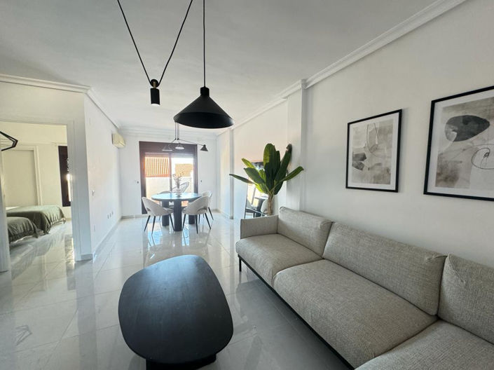 Image No.14-2 Bed Property for sale