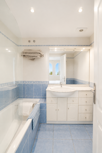 Image No.14-3 Bed Duplex for sale