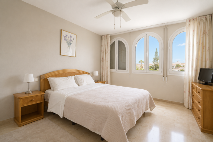 Image No.4-3 Bed Duplex for sale