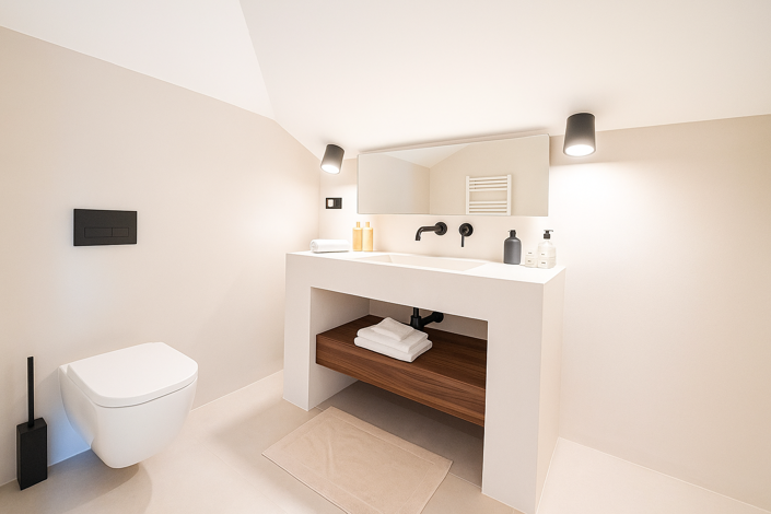Image No.34-4 Bed House for sale