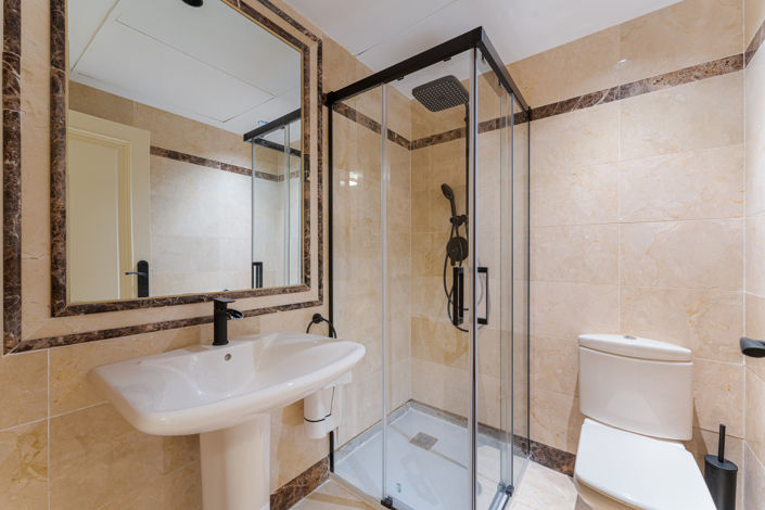 Image No.19-3 Bed Apartment for sale