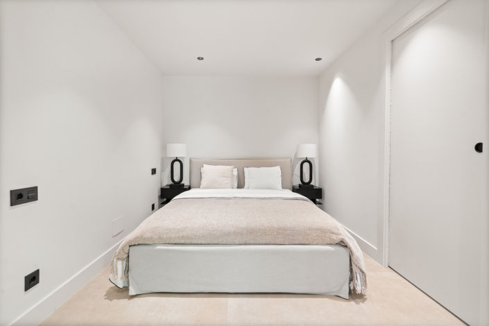 Image No.20-3 Bed Apartment for sale