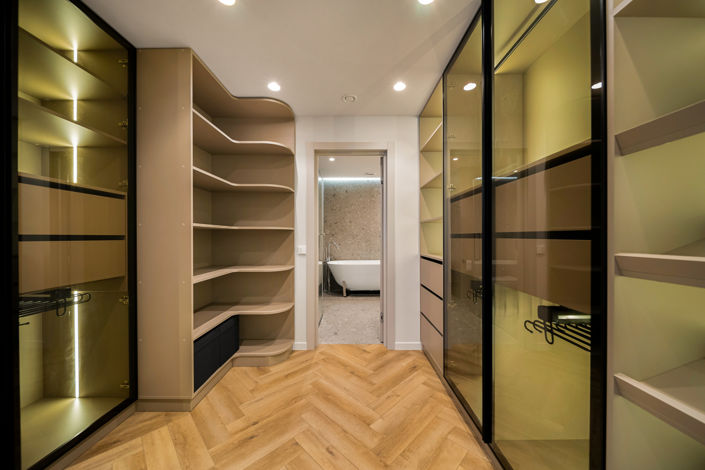 Image No.15-3 Bed Property for sale