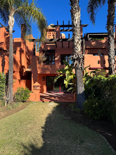 Image No.16-4 Bed House for sale
