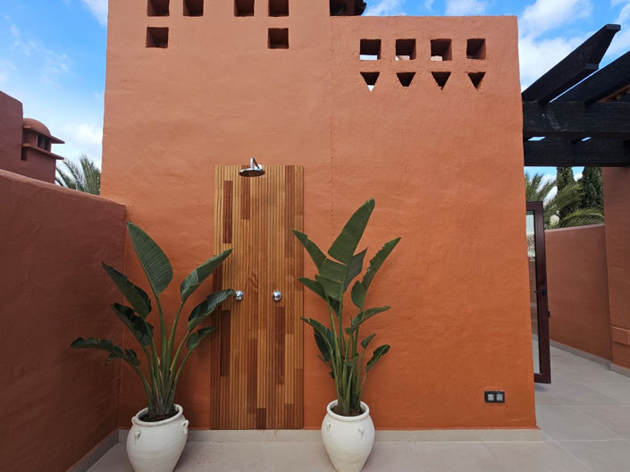 Image No.17-4 Bed House for sale