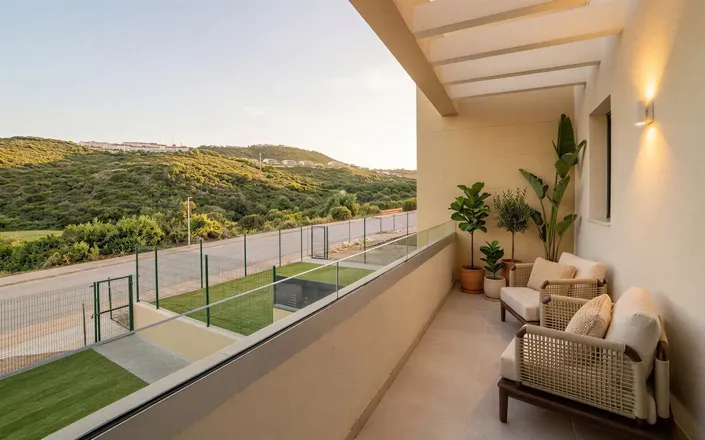 Image No.9-2 Bed Apartment for sale