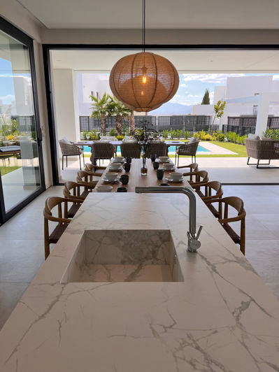 Image No.4-6 Bed Villa for sale
