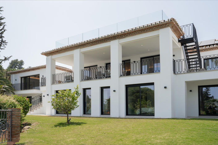 Image No.9-5 Bed Villa for sale