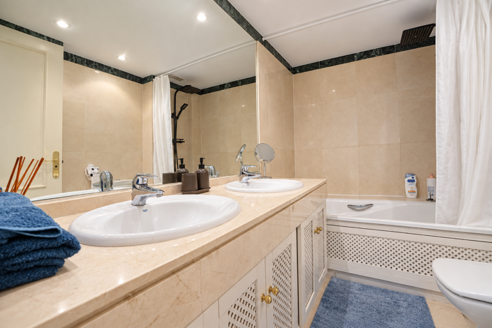 Image No.16-3 Bed Apartment for sale
