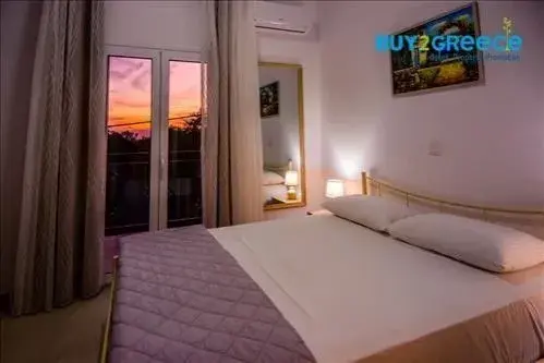 Image No.3-5 Bed Villa for sale