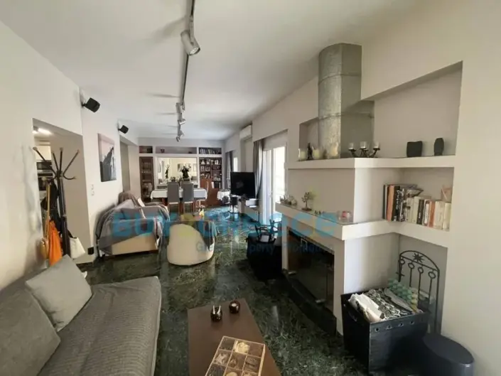 Image No.2-Appartement de 3 chambres à vendre à Athènes