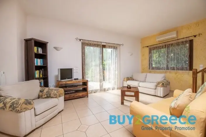 Image No.5-Propriété de 8 chambres à vendre à Zante