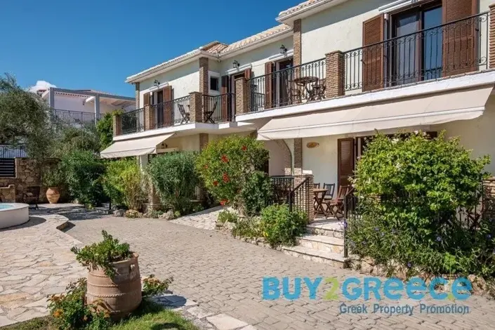 Image No.7-Propriété de 8 chambres à vendre à Zante