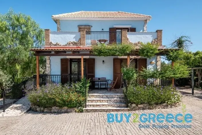 Image No.9-Propriété de 8 chambres à vendre à Zante