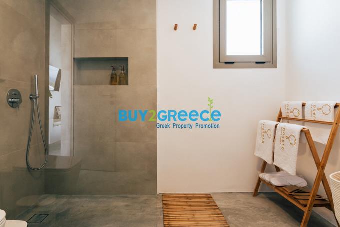 Image No.8-Propriété de 10 chambres à vendre à Tinos