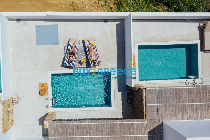Image No.9-Propriété de 10 chambres à vendre à Tinos