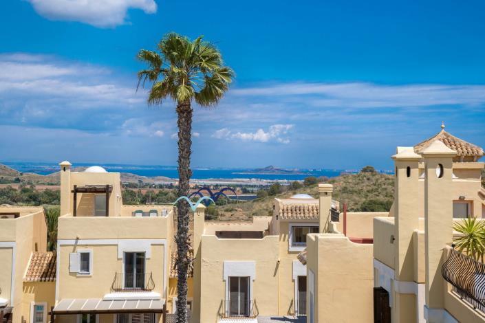 Image No.27-2 Bed Semi-Detached for sale