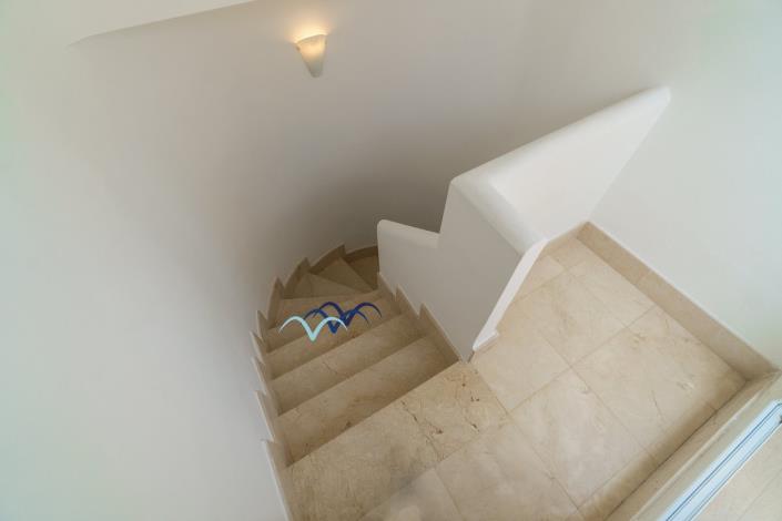 Image No.28-2 Bed Semi-Detached for sale