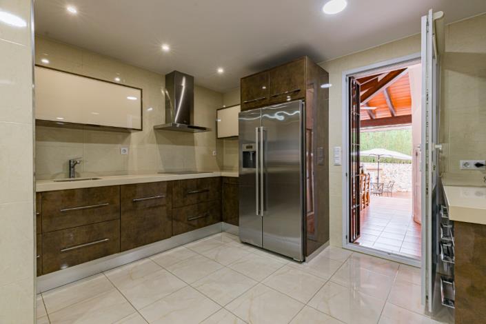 Image No.6-5 Bed Villa / Detached for sale