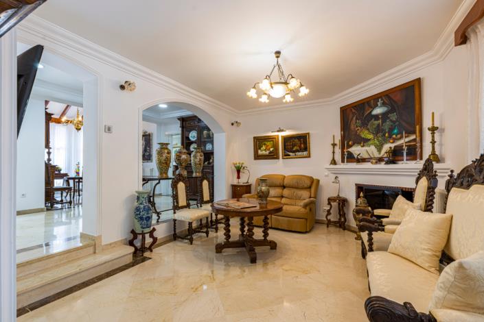 Image No.22-5 Bed Villa / Detached for sale