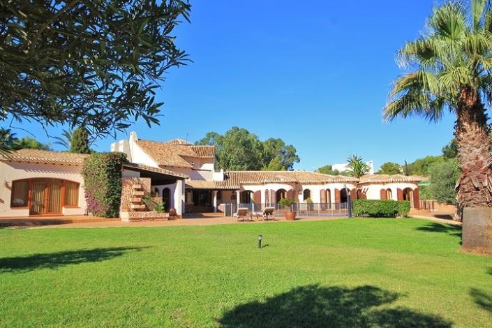 Image No.1-Villa / Détaché de 6 chambres à vendre à La Manga Club