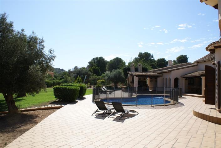 Image No.44-6 Bed Villa / Detached for sale