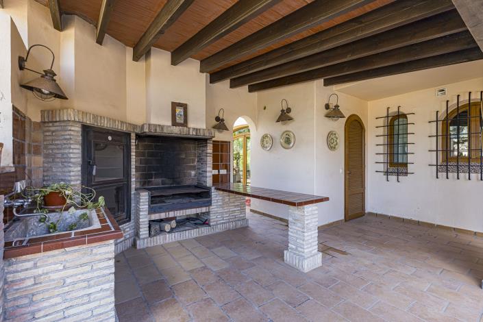 Image No.8-6 Bed Villa / Detached for sale