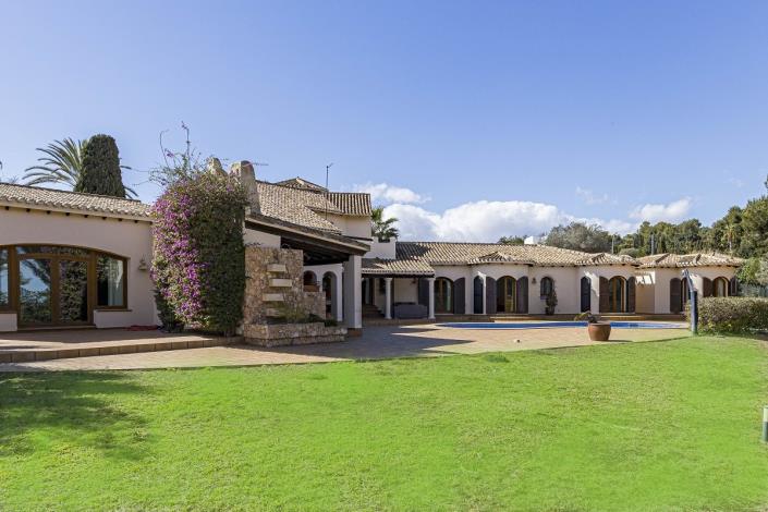 Image No.45-6 Bed Villa / Detached for sale