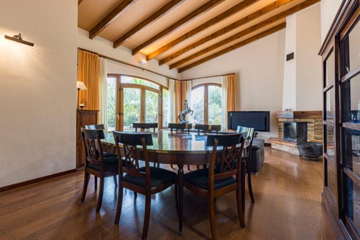 Image No.15-6 Bed Villa / Detached for sale