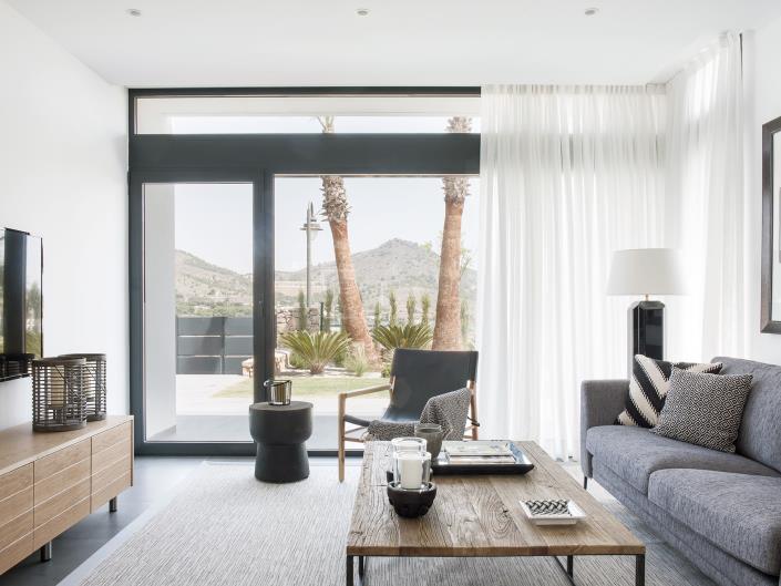 Image No.9-2 Bed Villa / Detached for sale