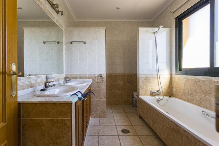Image No.23-3 Bed Duplex for sale