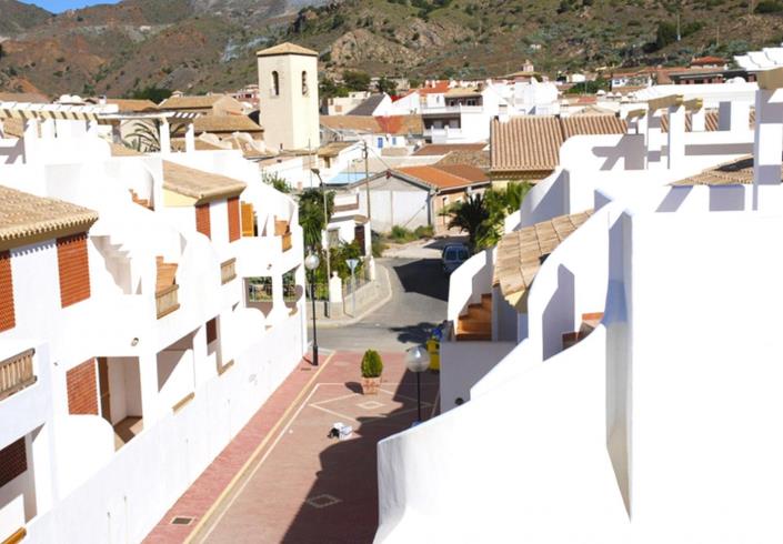 Image No.20-3 Bed Apartment for sale