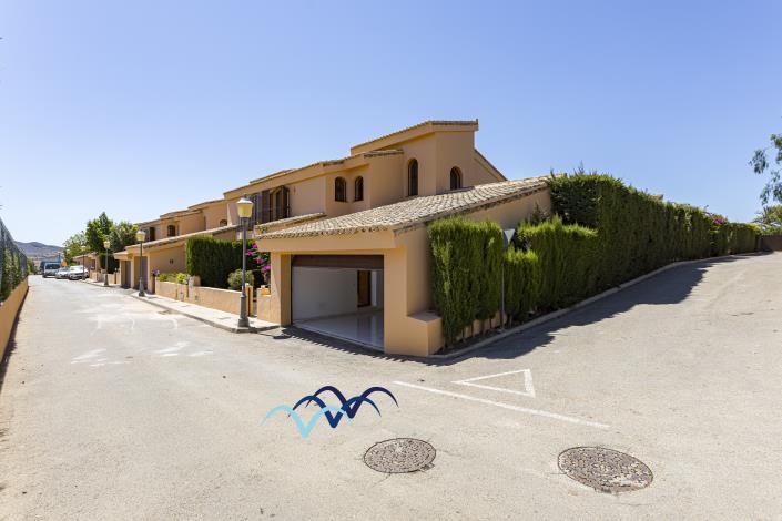 Image No.3-3 Bed Semi-Detached for sale