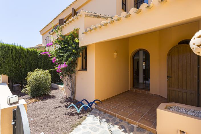 Image No.5-3 Bed Semi-Detached for sale