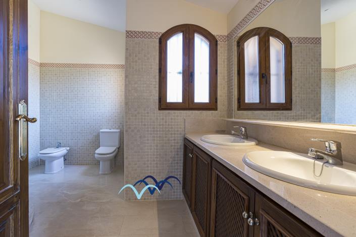 Image No.23-3 Bed Semi-Detached for sale