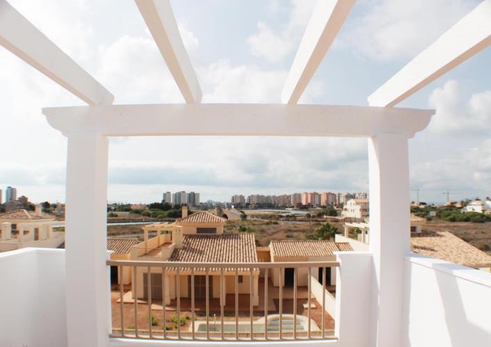 Image No.30-4 Bed Villa / Detached for sale