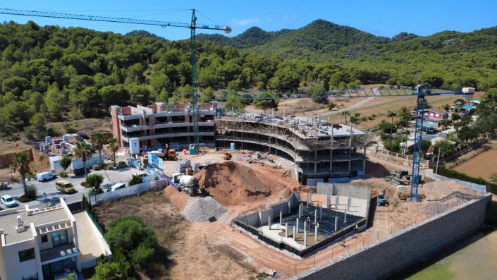 Image No.5-2 Bed Apartment for sale